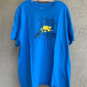 🦋🦋 3/$25 The Nike Tee